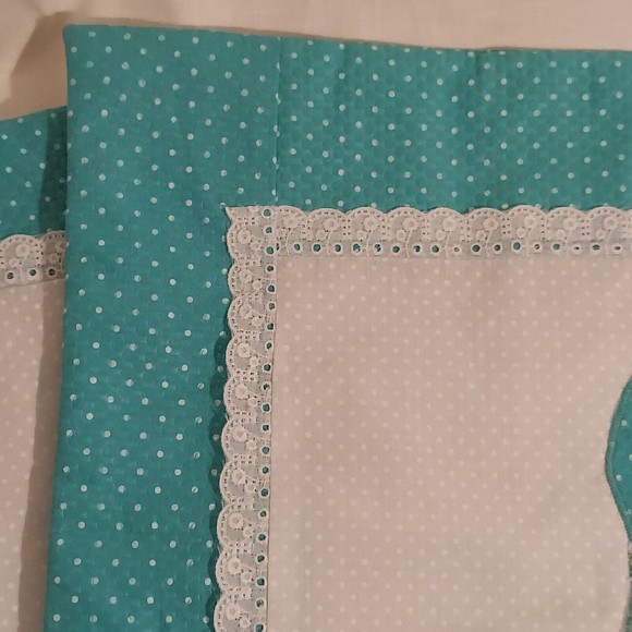 Set Of 2 Sunbonnet Sue Sam Pillow Covers Green White Pink Orange Brown 17 x 17 - Picture 12 of 16